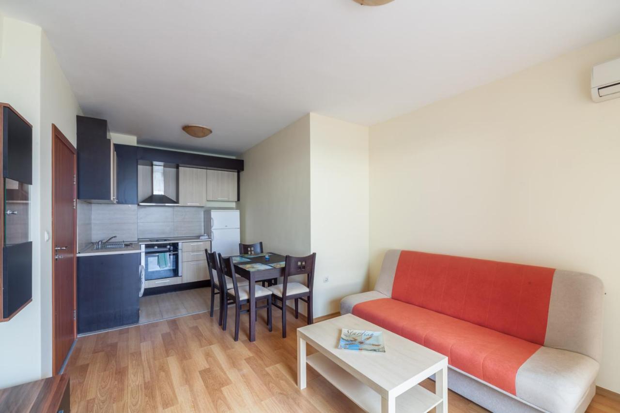 Panorama Kabakum Apartments - Free Parking Golden Sands Exterior photo
